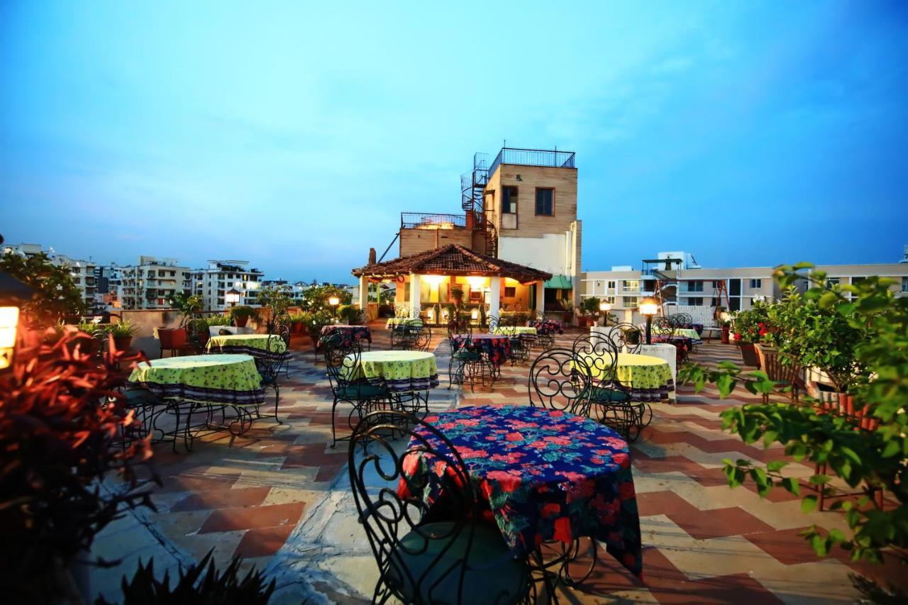 Jaipur Inn Exterior photo